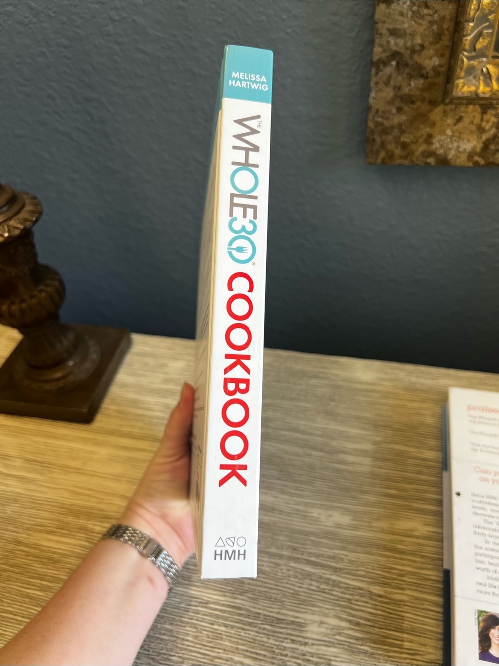 📚 Whole 30 Guide & Cookbook Set - Picture 3 of 4